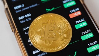 比特币价格突破66000美元创历史新高 - 市场整体波动对比特币价格的影响